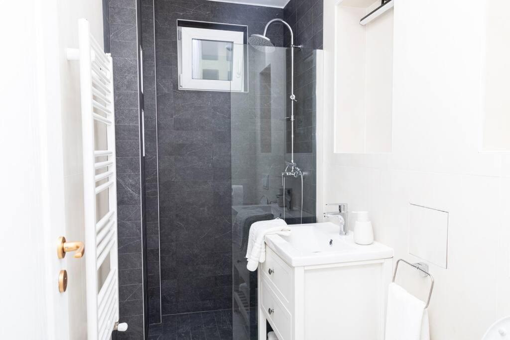 Enescu 3 City Center Flat 티미쇼아라 외부 사진